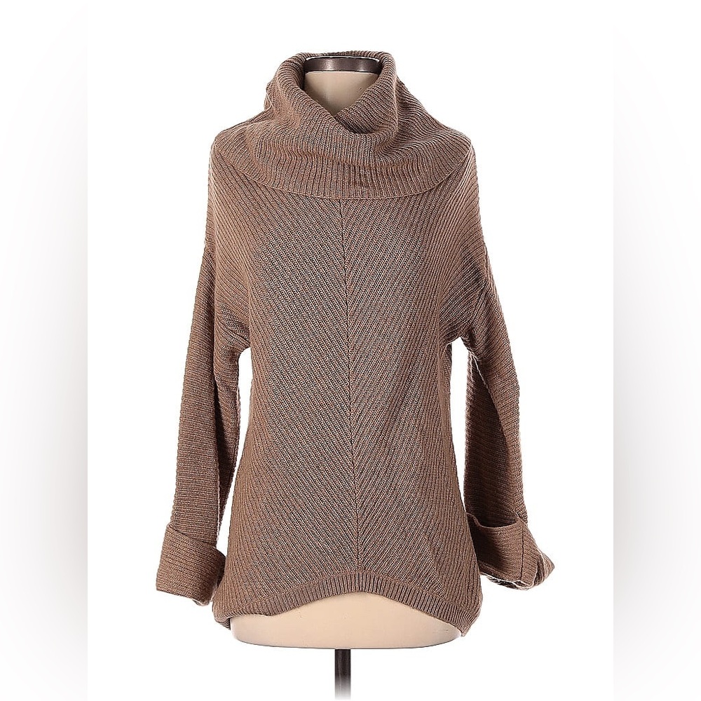 Design History Turtleneck Sweater
Size: XS
Quality:Very Good